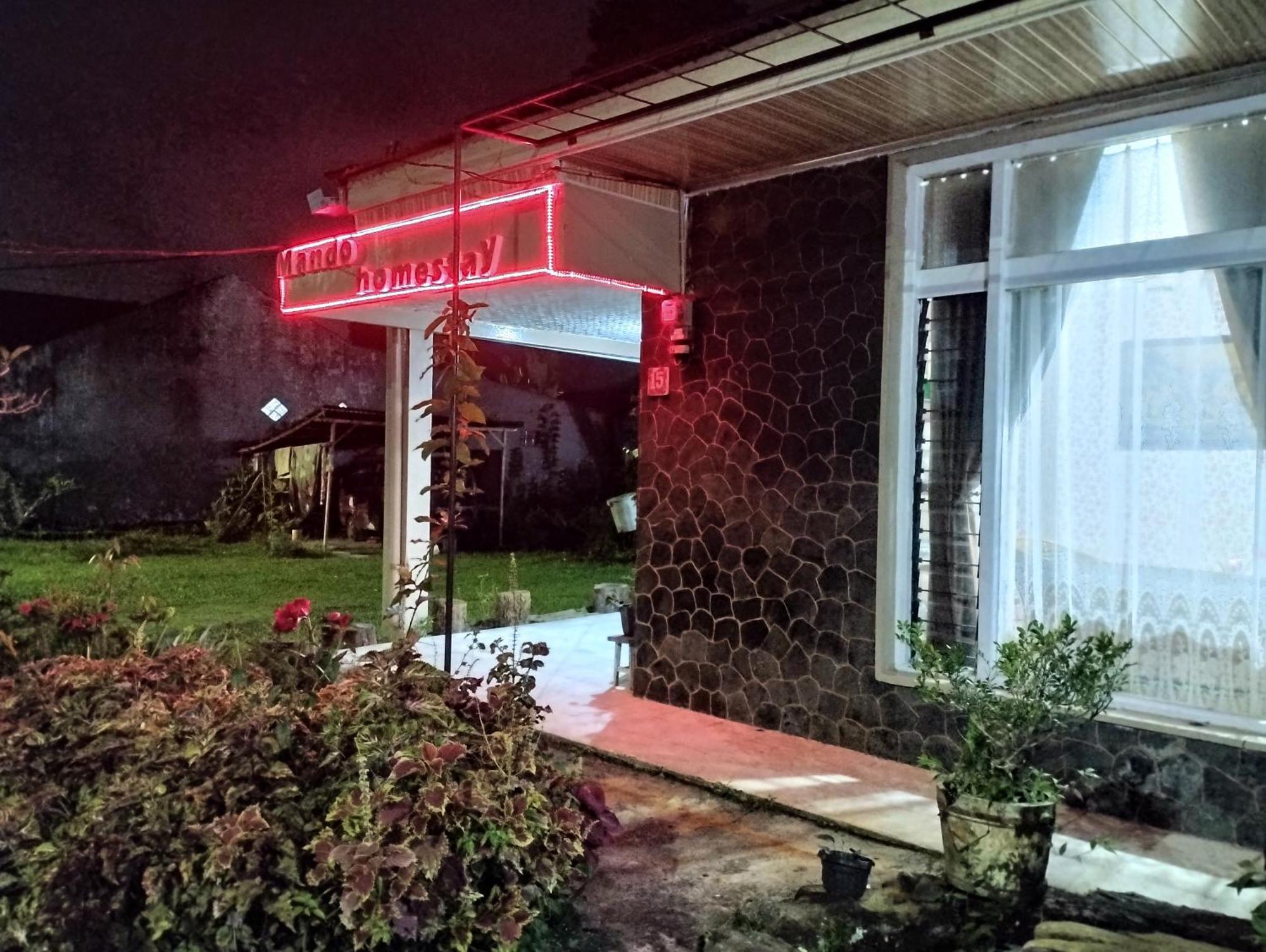 Mando Homestay III Bukittinggi Exterior foto